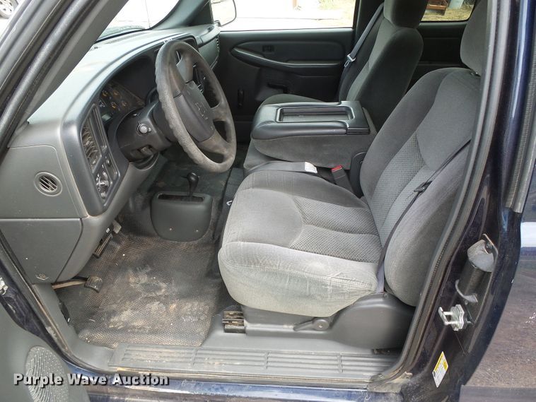 image for item DH4935 2006 Chevrolet Silverado 1500  Ext. Cab pickup truck