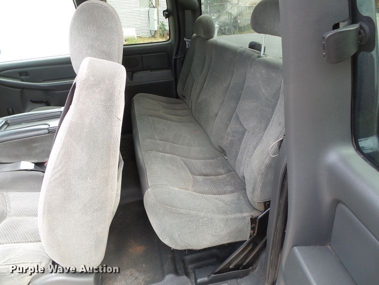 image for item DH4935 2006 Chevrolet Silverado 1500  Ext. Cab pickup truck