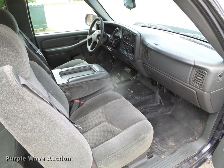 image for item DH4935 2006 Chevrolet Silverado 1500  Ext. Cab pickup truck