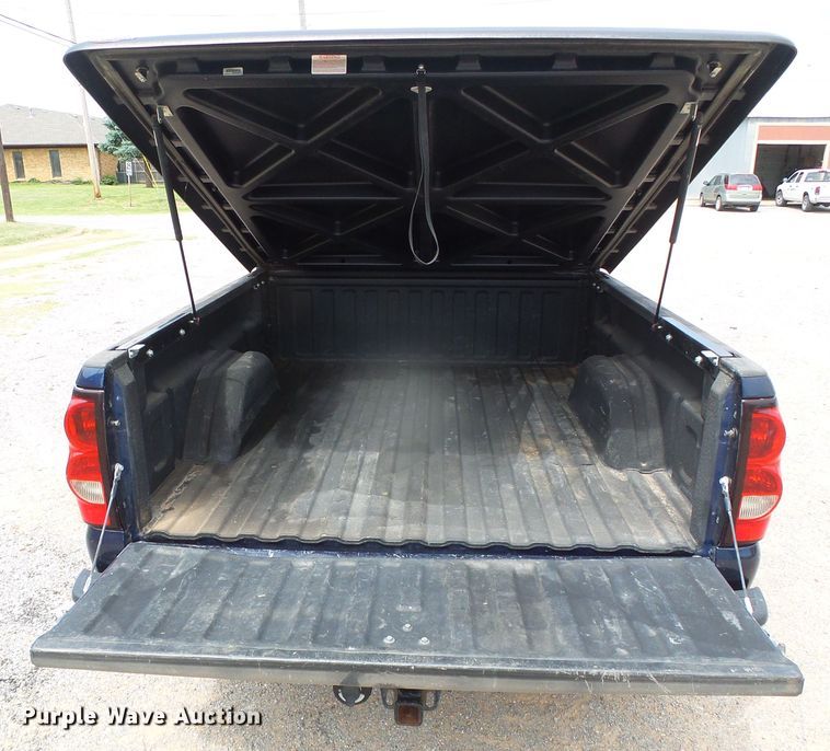 image for item DH4935 2006 Chevrolet Silverado 1500  Ext. Cab pickup truck