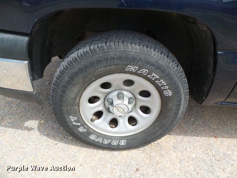 image for item DH4935 2006 Chevrolet Silverado 1500  Ext. Cab pickup truck