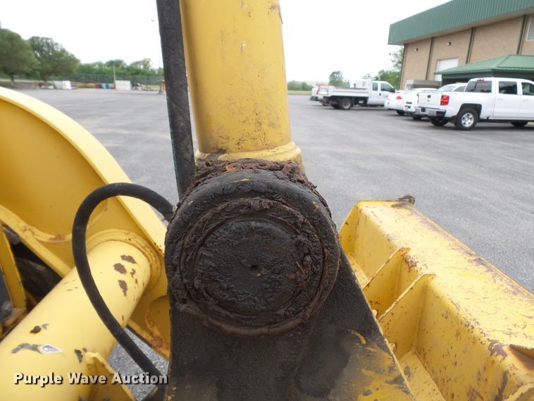 image for item DH7923 2005 John Deere 310SG  backhoe