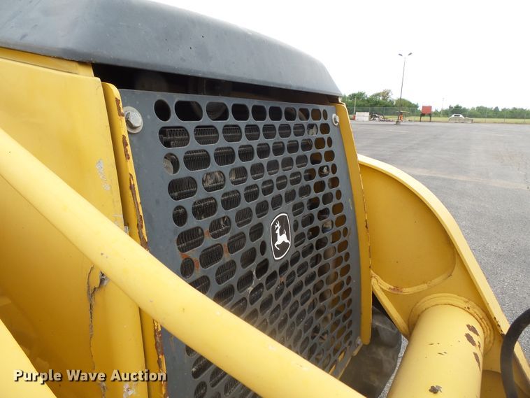 image for item DH7923 2005 John Deere 310SG  backhoe