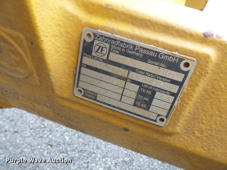 image for item DH7923 2005 John Deere 310SG  backhoe