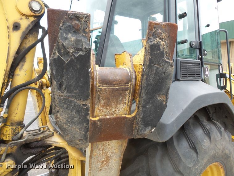 image for item DH7923 2005 John Deere 310SG  backhoe