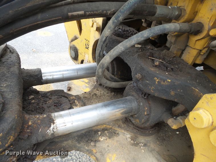 image for item DH7923 2005 John Deere 310SG  backhoe