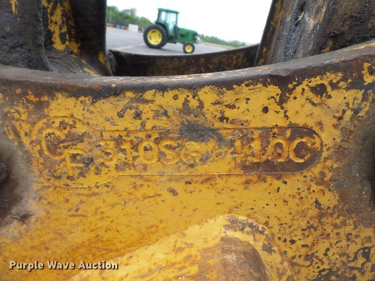 image for item DH7923 2005 John Deere 310SG  backhoe