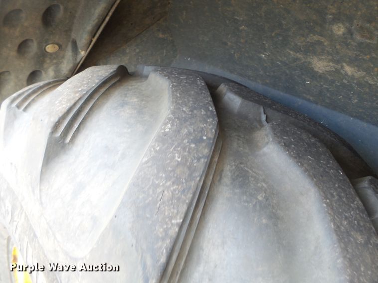 image for item DH7923 2005 John Deere 310SG  backhoe