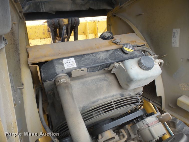 image for item DH7923 2005 John Deere 310SG  backhoe