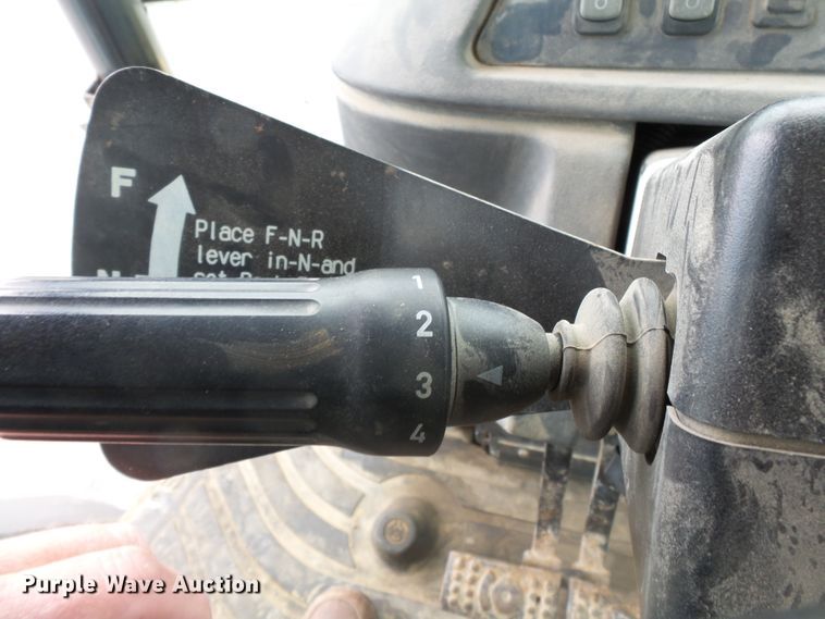 image for item DH7923 2005 John Deere 310SG  backhoe