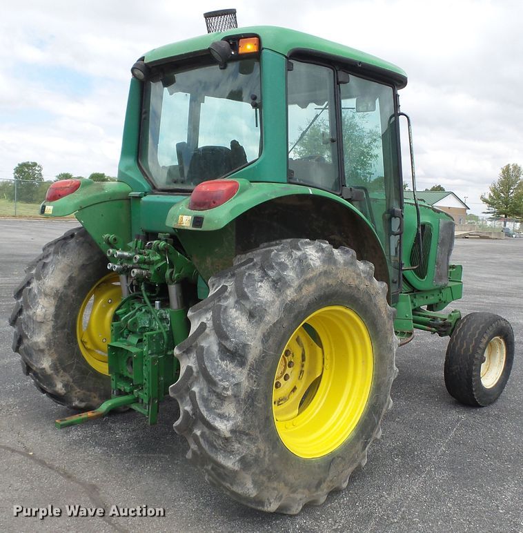 image for item DH7925 2003 John Deere 6420 tractor