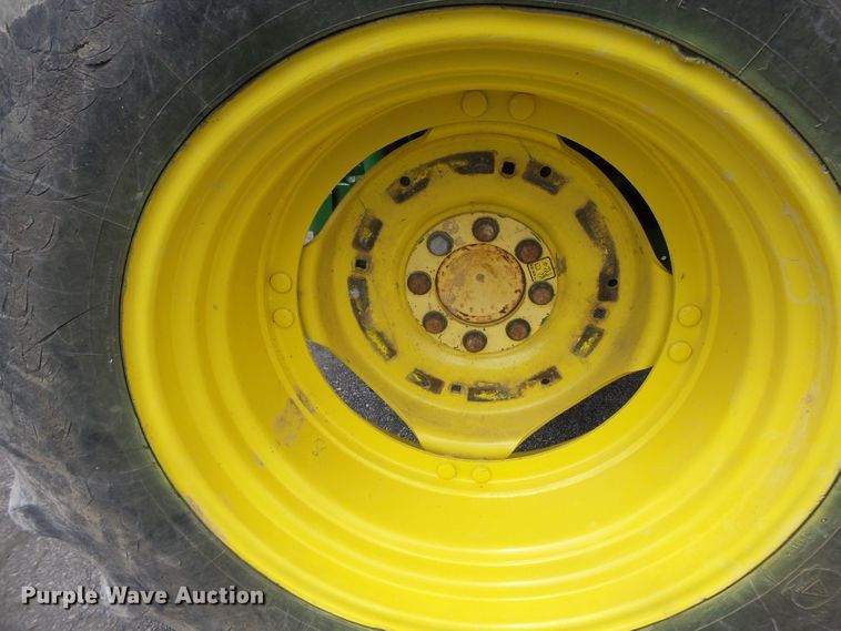 image for item DH7925 2003 John Deere 6420 tractor