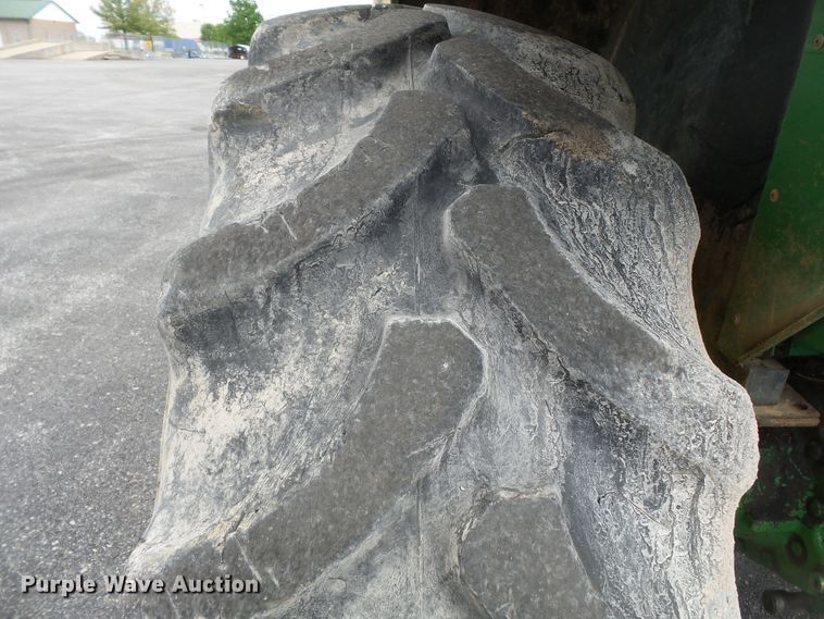 image for item DH7925 2003 John Deere 6420 tractor