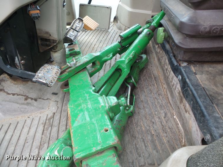 image for item DH7925 2003 John Deere 6420 tractor