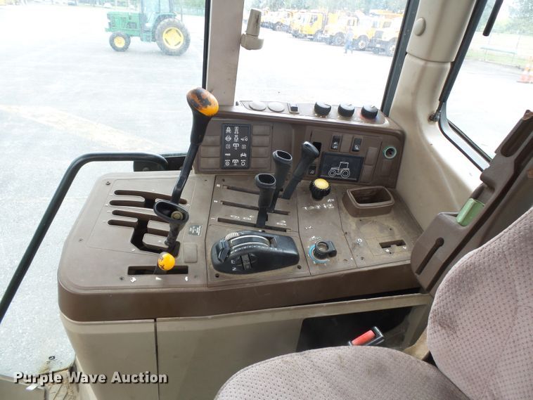 image for item DH7925 2003 John Deere 6420 tractor