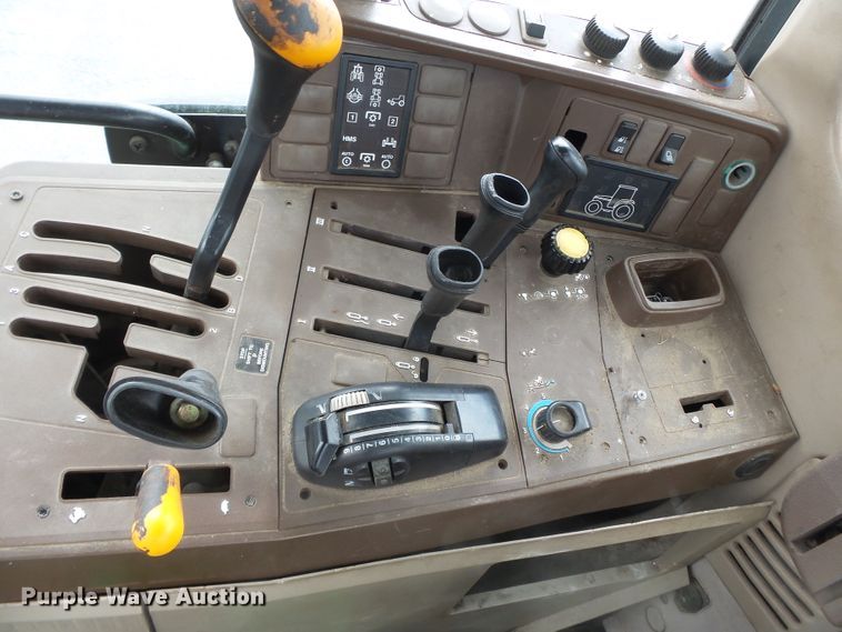 image for item DH7925 2003 John Deere 6420 tractor