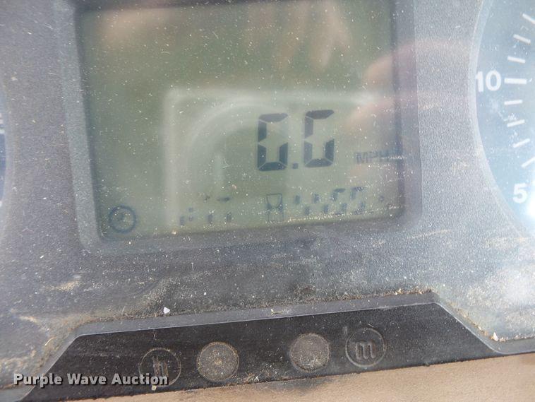 image for item DH7925 2003 John Deere 6420 tractor