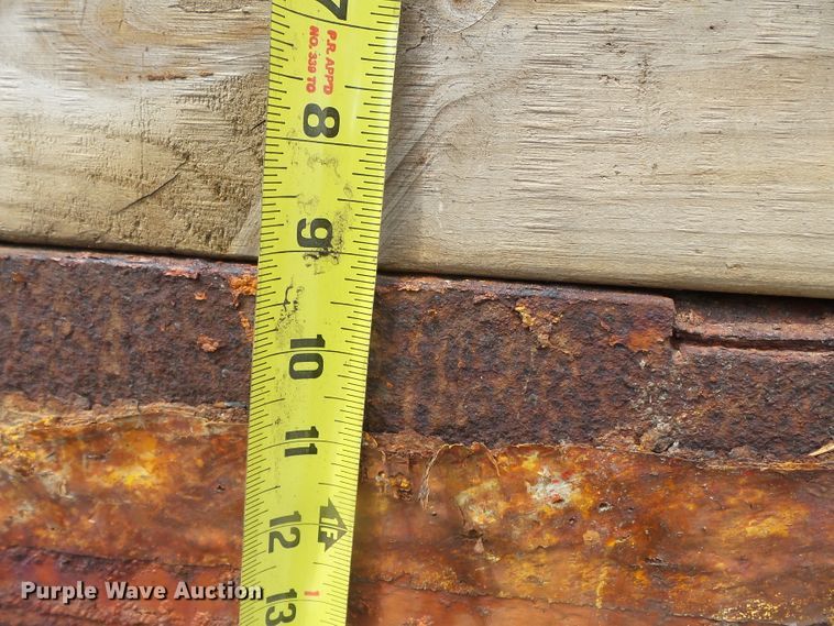 image for item DH7926 2002 International 4900 Crew Cab flatbed truck