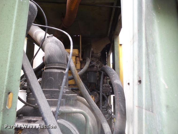 image for item DH7928 2005 Sterling Condor paint striping truck