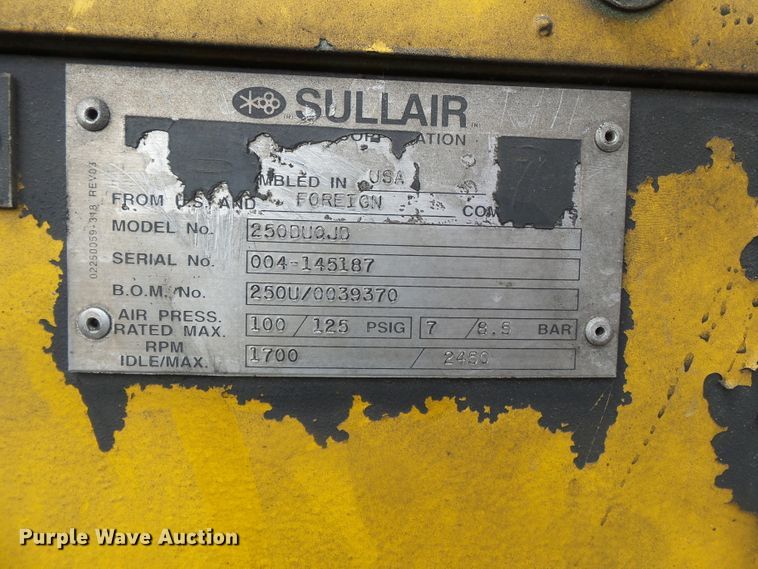 image for item DH7928 2005 Sterling Condor paint striping truck