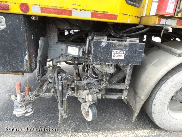 image for item DH7928 2005 Sterling Condor paint striping truck