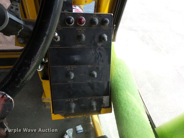 image for item DH7928 2005 Sterling Condor paint striping truck