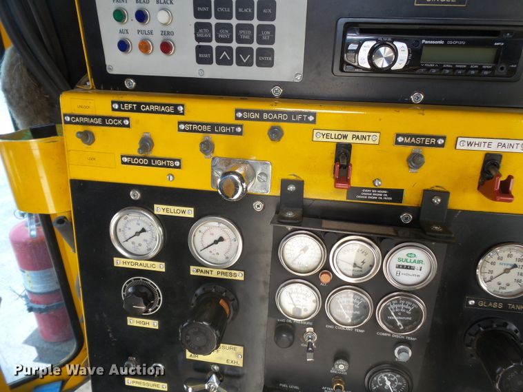 image for item DH7928 2005 Sterling Condor paint striping truck