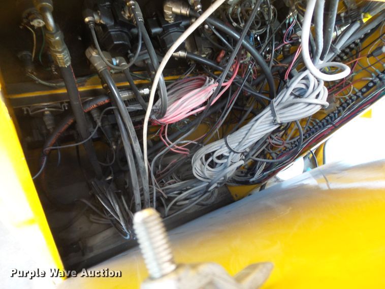 image for item DH7928 2005 Sterling Condor paint striping truck