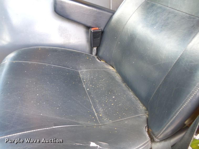 image for item DH7928 2005 Sterling Condor paint striping truck