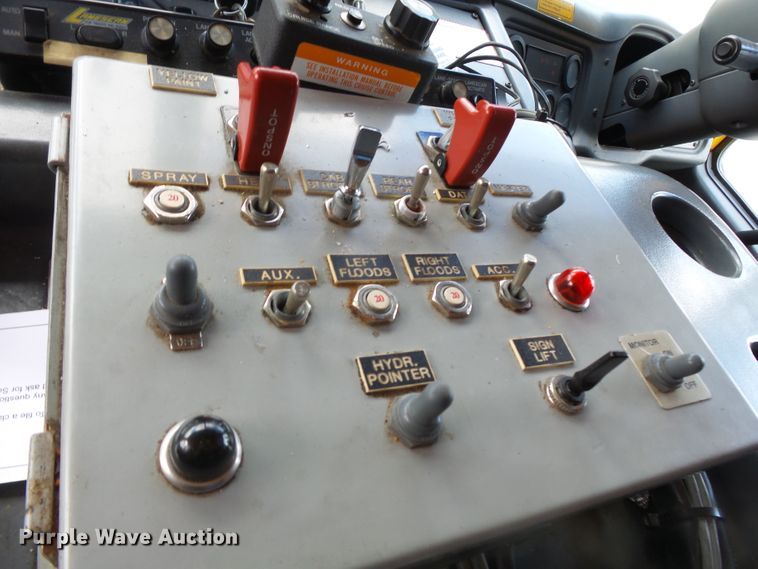 image for item DH7928 2005 Sterling Condor paint striping truck