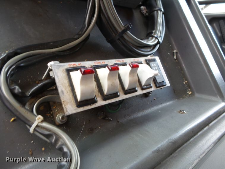 image for item DH7928 2005 Sterling Condor paint striping truck