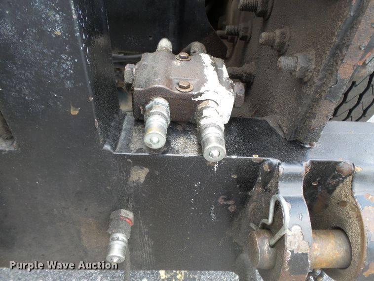 image for item DH7929 2002 International 4900 crew Cab dump truck