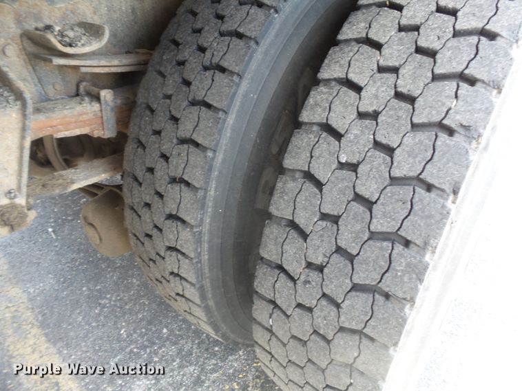 image for item DH7929 2002 International 4900 crew Cab dump truck