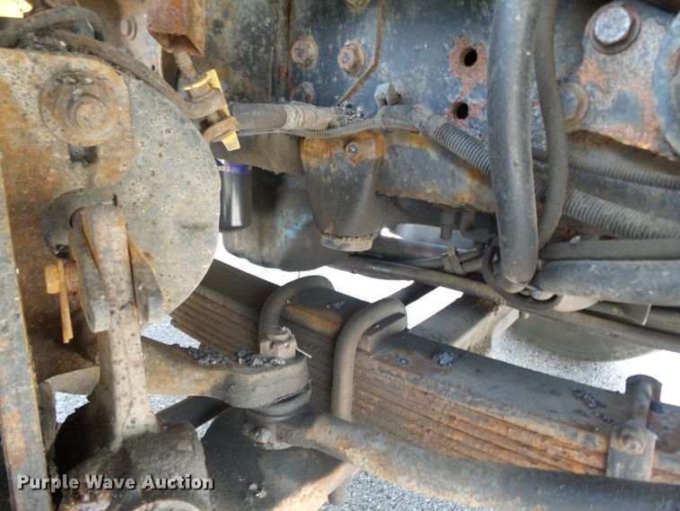 image for item DH7930 2006 International 7400 dump truck