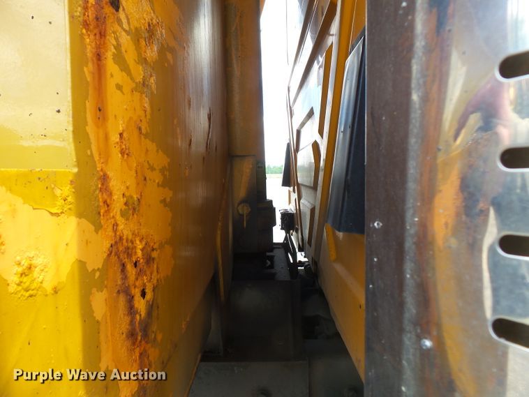 image for item DH7930 2006 International 7400 dump truck