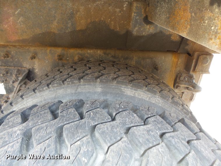 image for item DH7930 2006 International 7400 dump truck