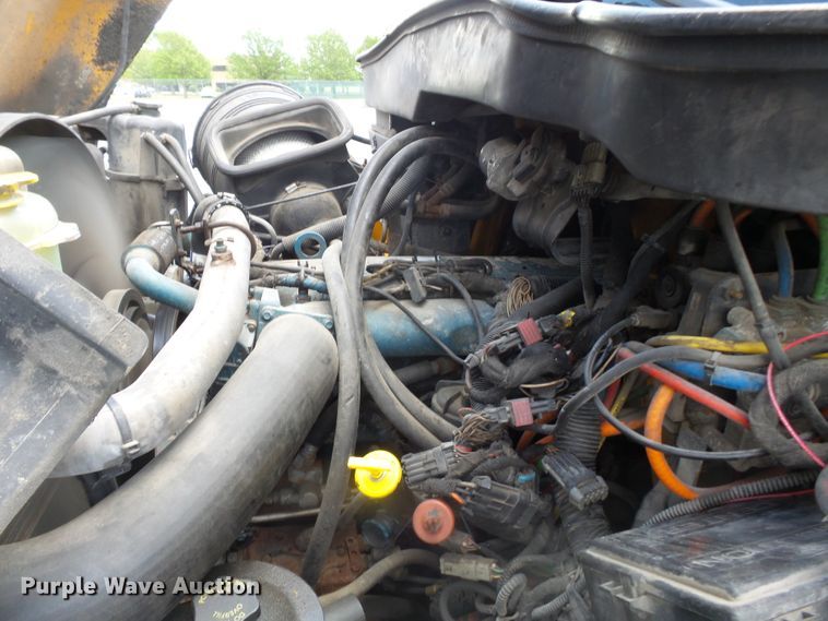 image for item DH7930 2006 International 7400 dump truck