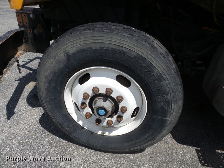 image for item DH7932 2006 International 7400 dump truck