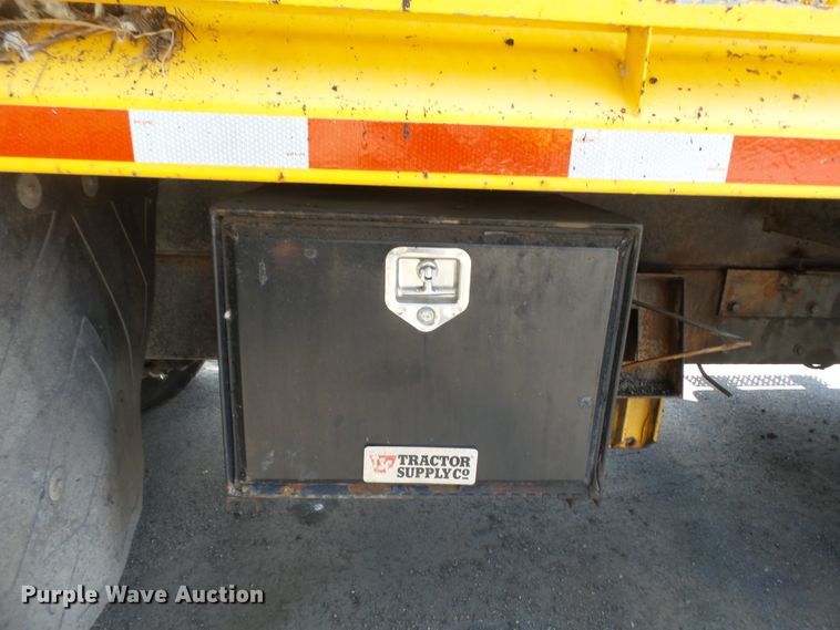 image for item DH7932 2006 International 7400 dump truck