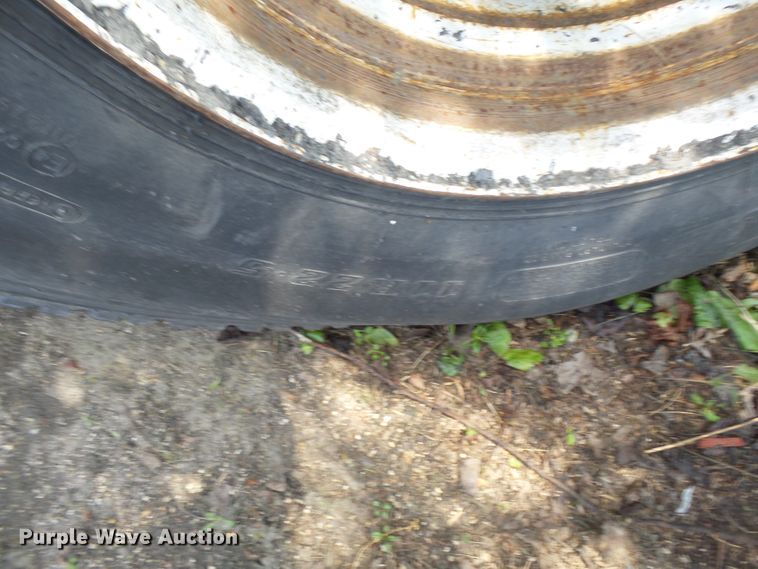 image for item DH7932 2006 International 7400 dump truck