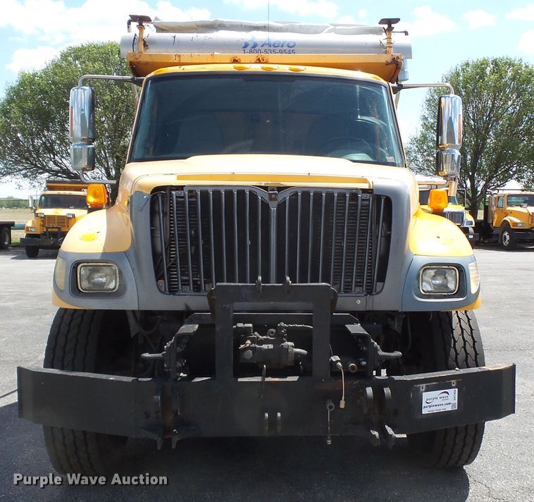 image for item DH7934 2007 International 7400 dump truck