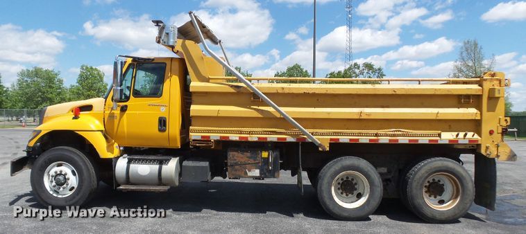 image for item DH7934 2007 International 7400 dump truck