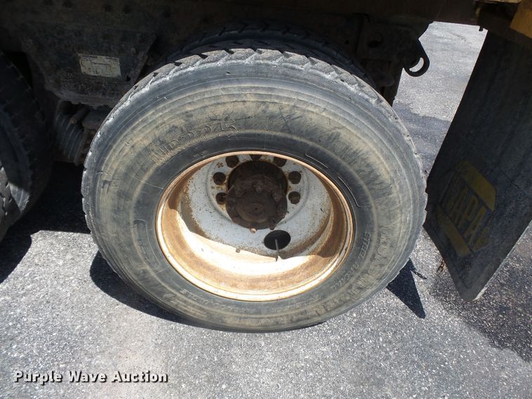 image for item DH7934 2007 International 7400 dump truck