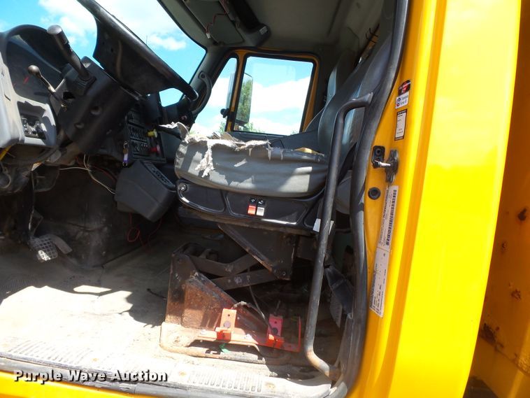 image for item DH7934 2007 International 7400 dump truck