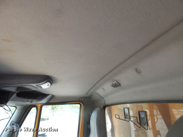 image for item DH7934 2007 International 7400 dump truck