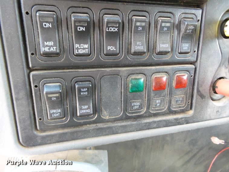 image for item DH7934 2007 International 7400 dump truck