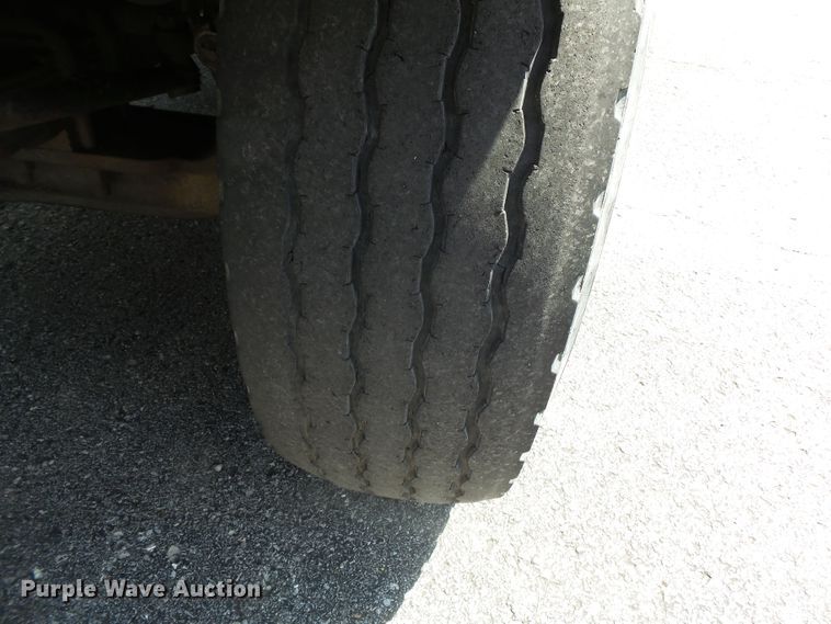 image for item DH7936 2002 International 4900 Crew Cab dump truck