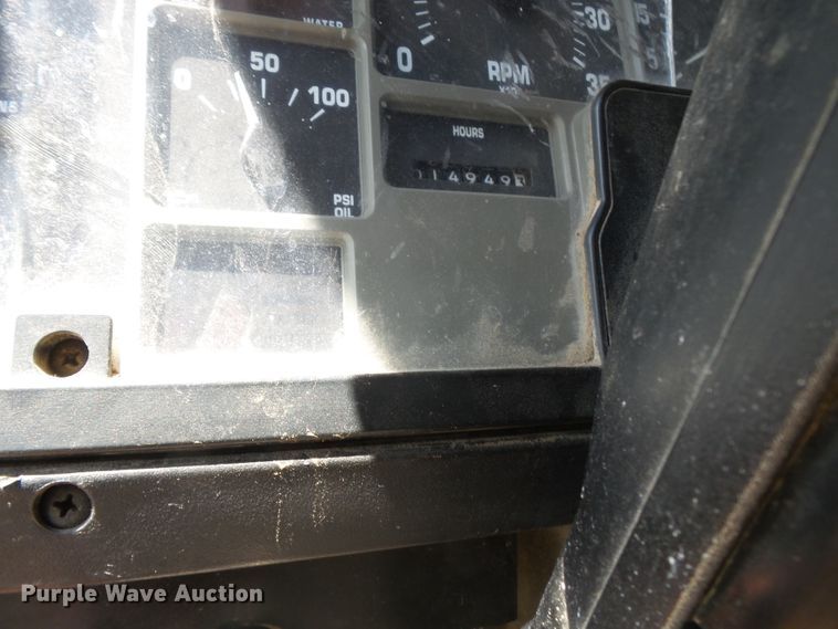 image for item DH7936 2002 International 4900 Crew Cab dump truck