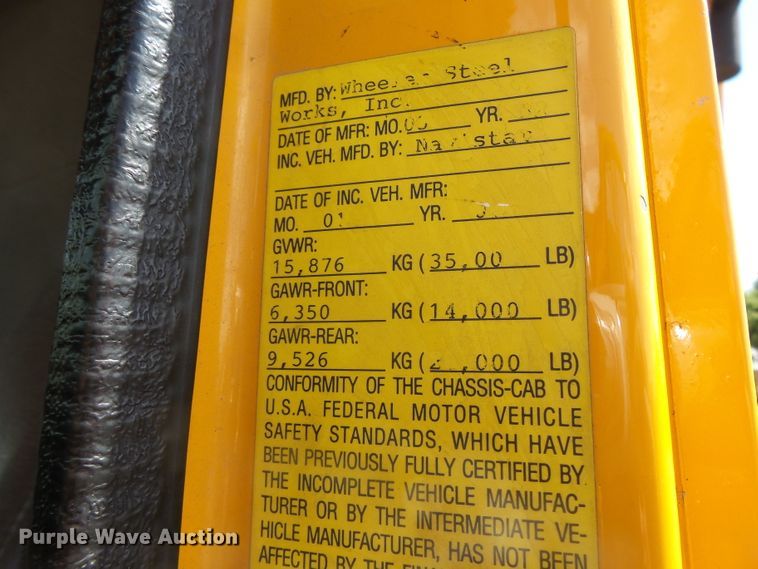 image for item DH7936 2002 International 4900 Crew Cab dump truck