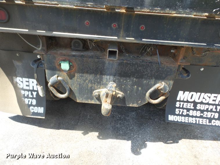 image for item DH7937 2002 International 4900 Crew Cab flatbed truck